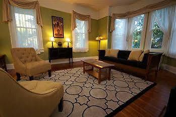 Waypoint House Bed And Breakfast Boyce Εξωτερικό φωτογραφία