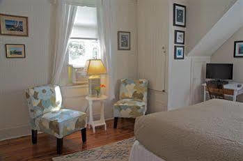 Waypoint House Bed And Breakfast Boyce Εξωτερικό φωτογραφία