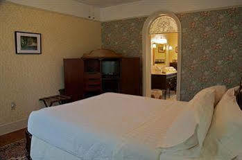 Waypoint House Bed And Breakfast Boyce Εξωτερικό φωτογραφία